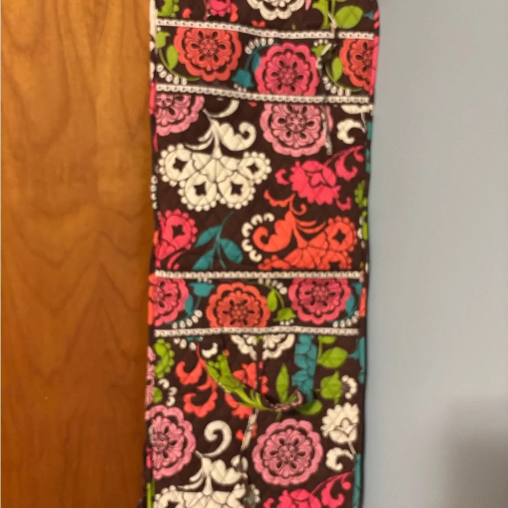 Vera Bradley Hanging Travel Cosmetic/Toiletry Bag-Like New